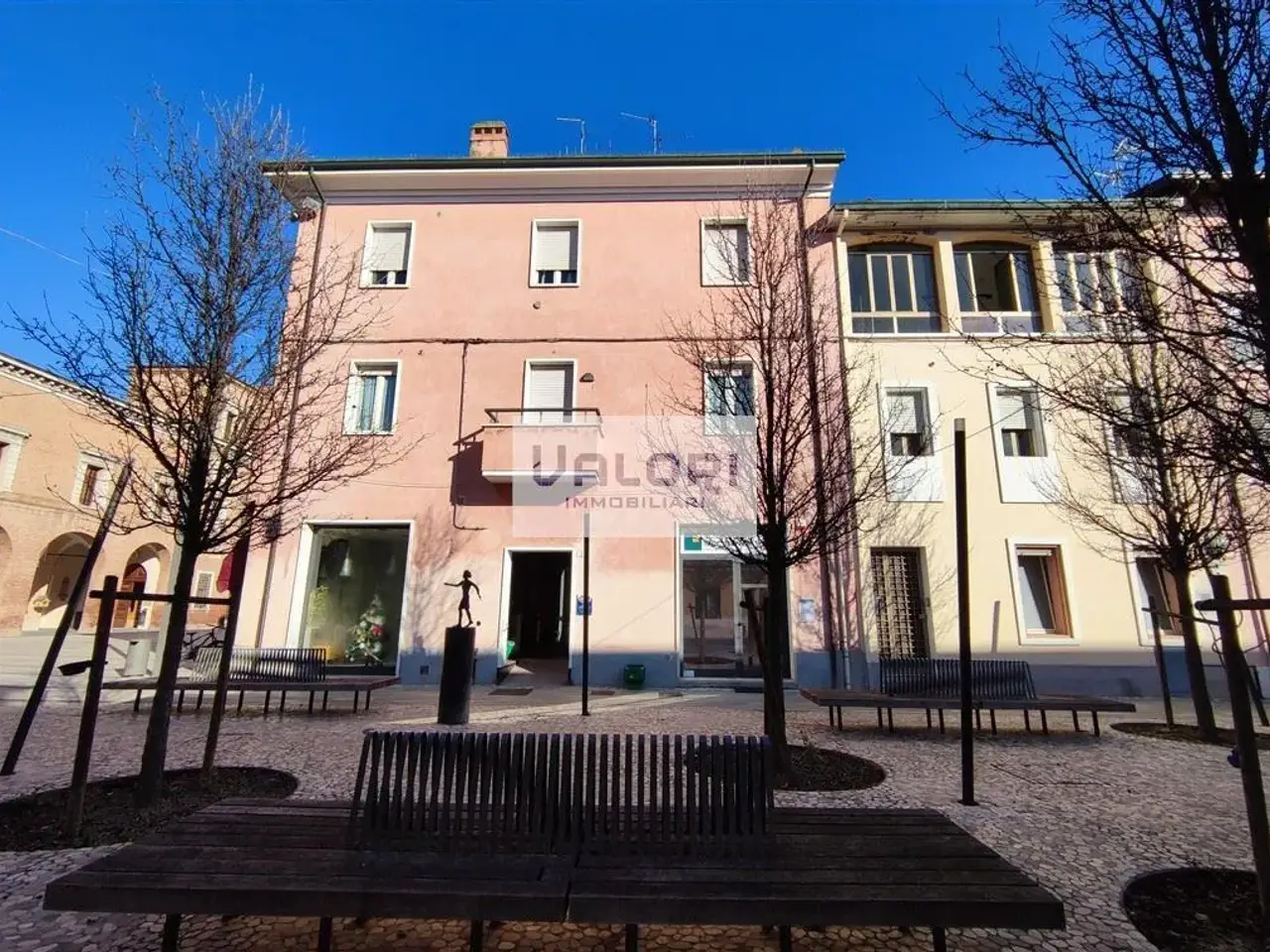 Ufficio in Piazza Fanti 2, Castel Bolognese, {3} - Foto 1