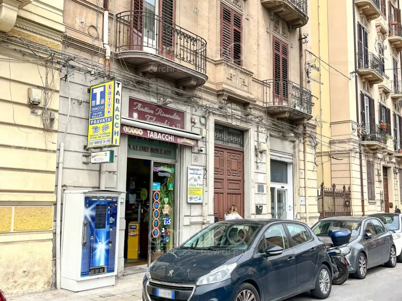 Tabaccheria in Piazza Vittorio Emanuele Orlando 40, Palermo, {3} - Foto 2