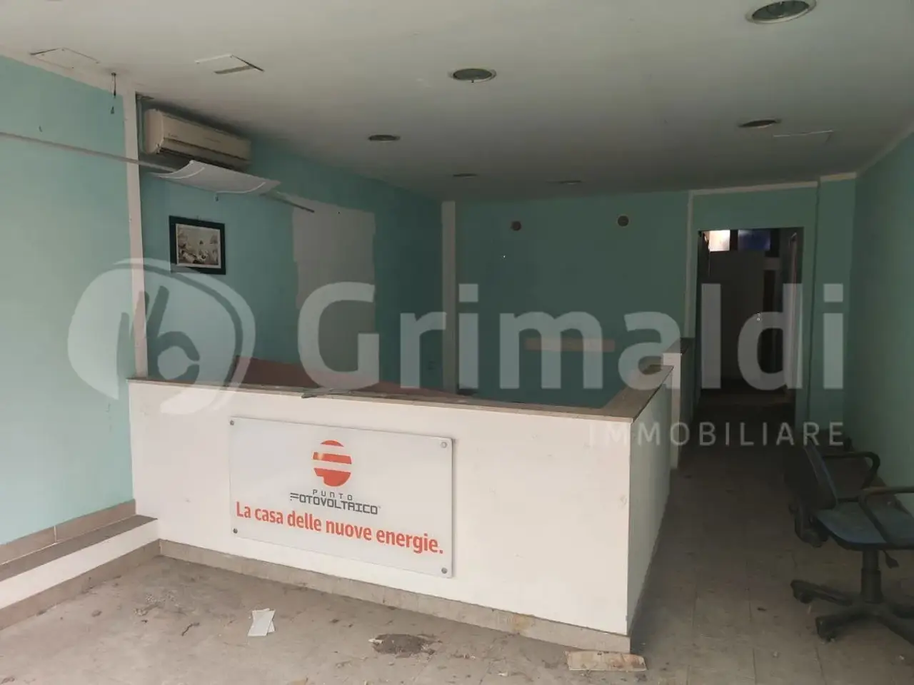 Magazzino in Viale Strasburgo 279, Palermo, {3} - Foto 2