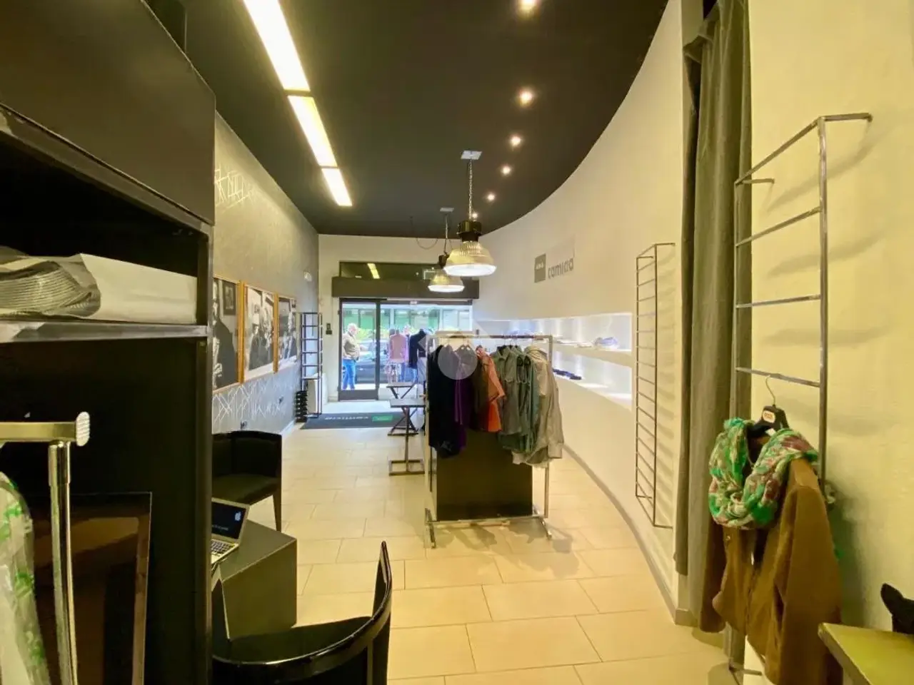 Negozio in Via Baldassarre Longhena 29, Verona, {3} - Foto 1