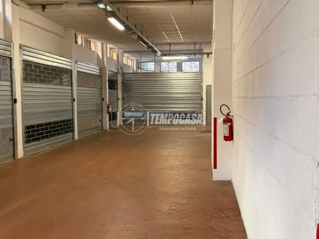 Magazzino in Via Alessandro Luzio, Roma, {3} - Foto 1