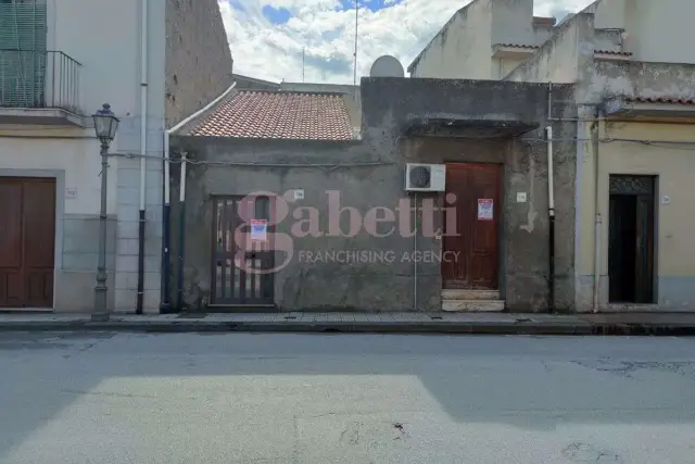 Casa indipendente in Via Garibaldi 328-330, Barcellona Pozzo di Gotto - Foto 1