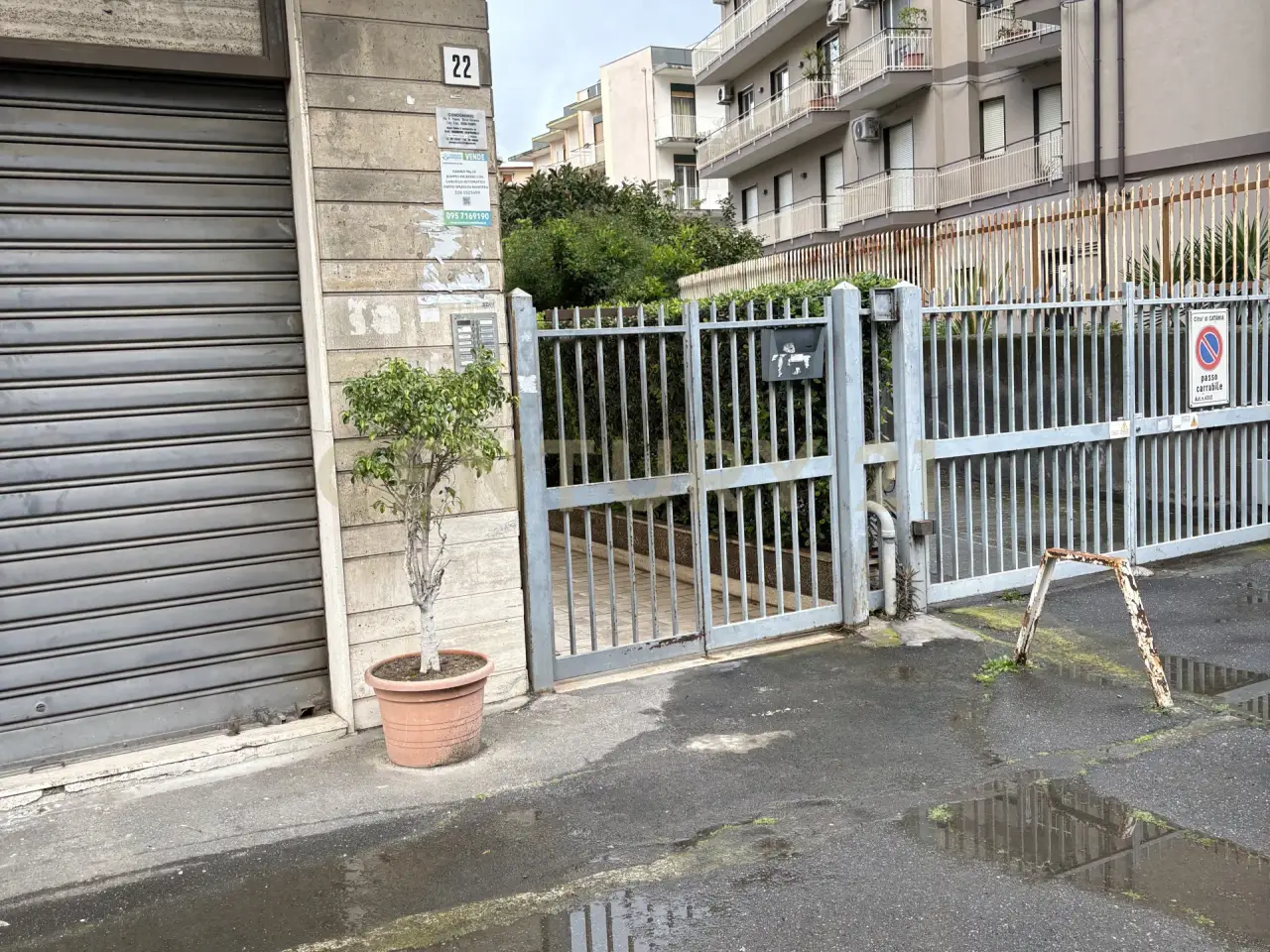 Parcheggio chiuso in Via Francesco Fusco 20, Catania, {3} - Foto 1