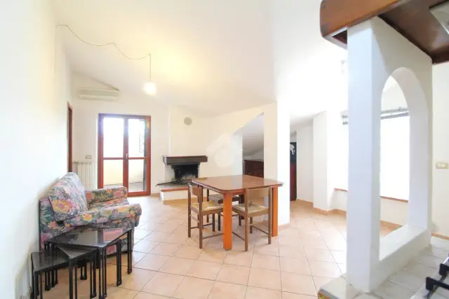 2-room flat in Strada di Carone 1, Terni - Photo 1