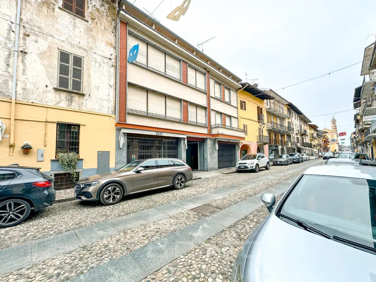 Calzature in Corso Giuseppe Garibaldi 19, Gattinara, {3} - Foto 2