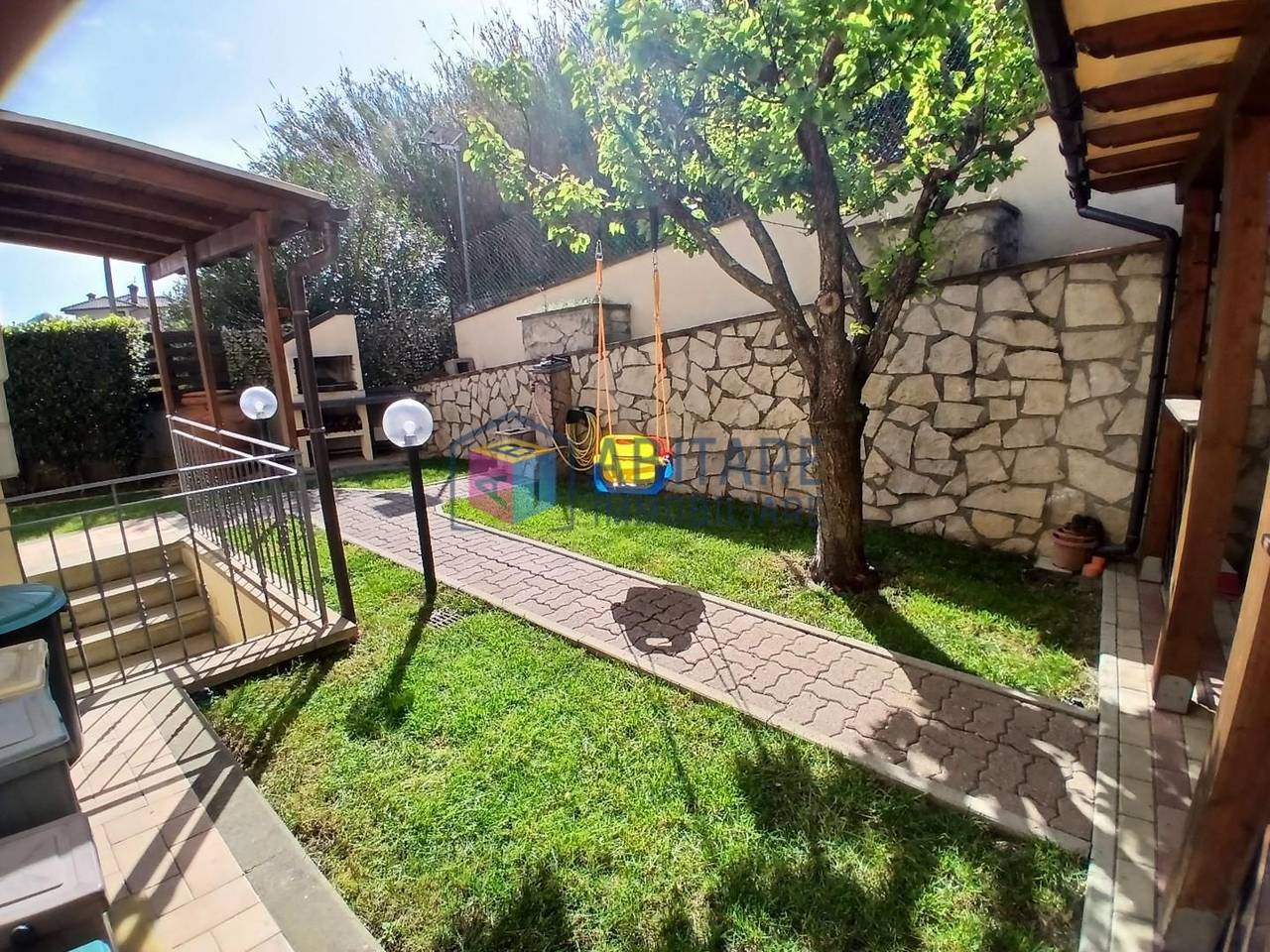 appartamento in vendita a Rosignano Marittimo in zona Gabbro