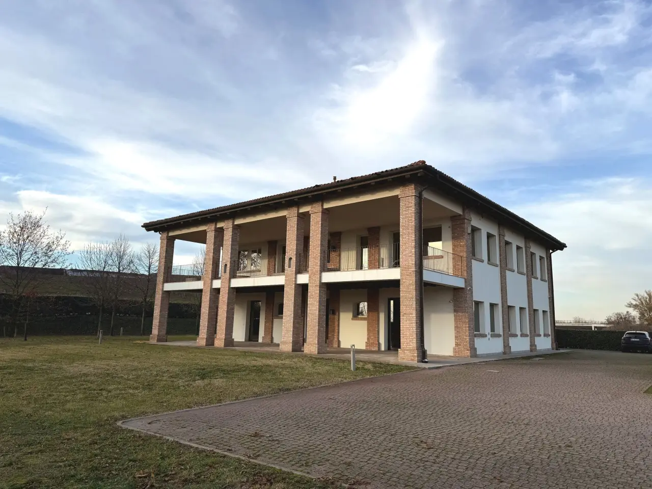 Locale commerciale in , Castel Maggiore, {3} - Foto 2