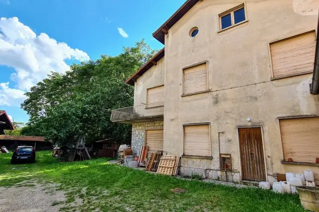 Mansion in Via Mottarone 7, Gallarate - Photo 1