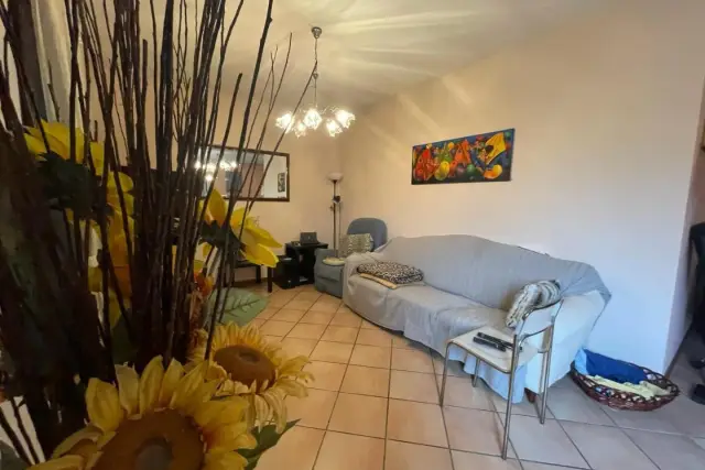 2-room flat, Capannori - Photo 1