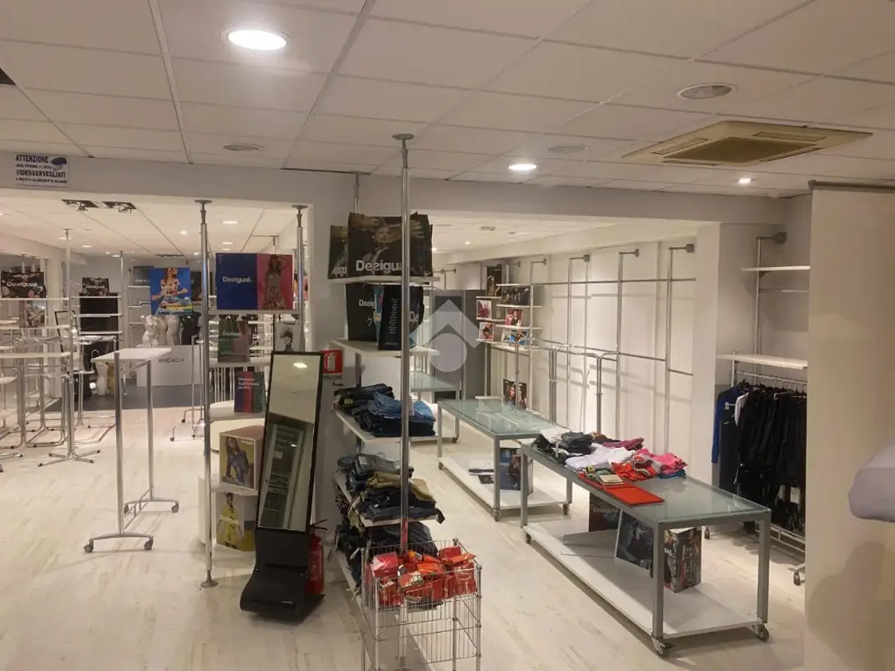 Negozio in Via Molini 23, Nove, {3} - Foto 2