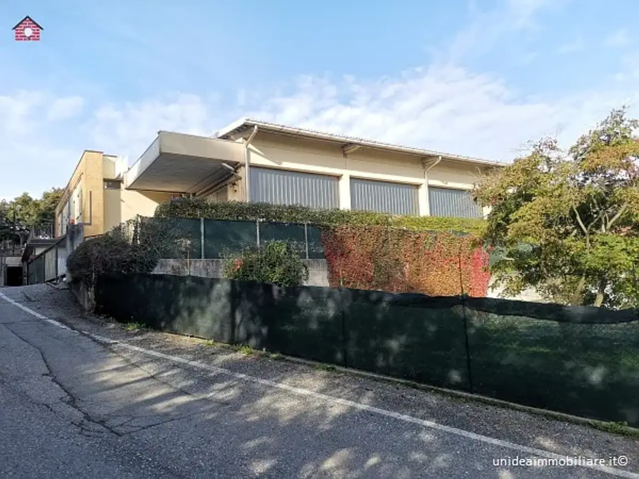 Capannone in Cocquio, Cocquio Trevisago, Comunità Montana Valli del Verbano, Varese, Lombardia, 21034, Italia, Cocquio Trevisago, {3} - Foto 1