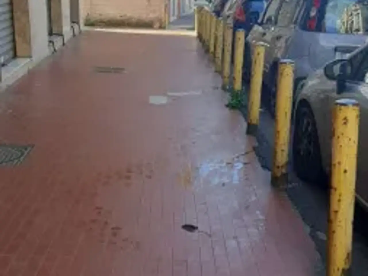 Negozio in Gobetti Snc, Somma Vesuviana, {3} - Foto 1