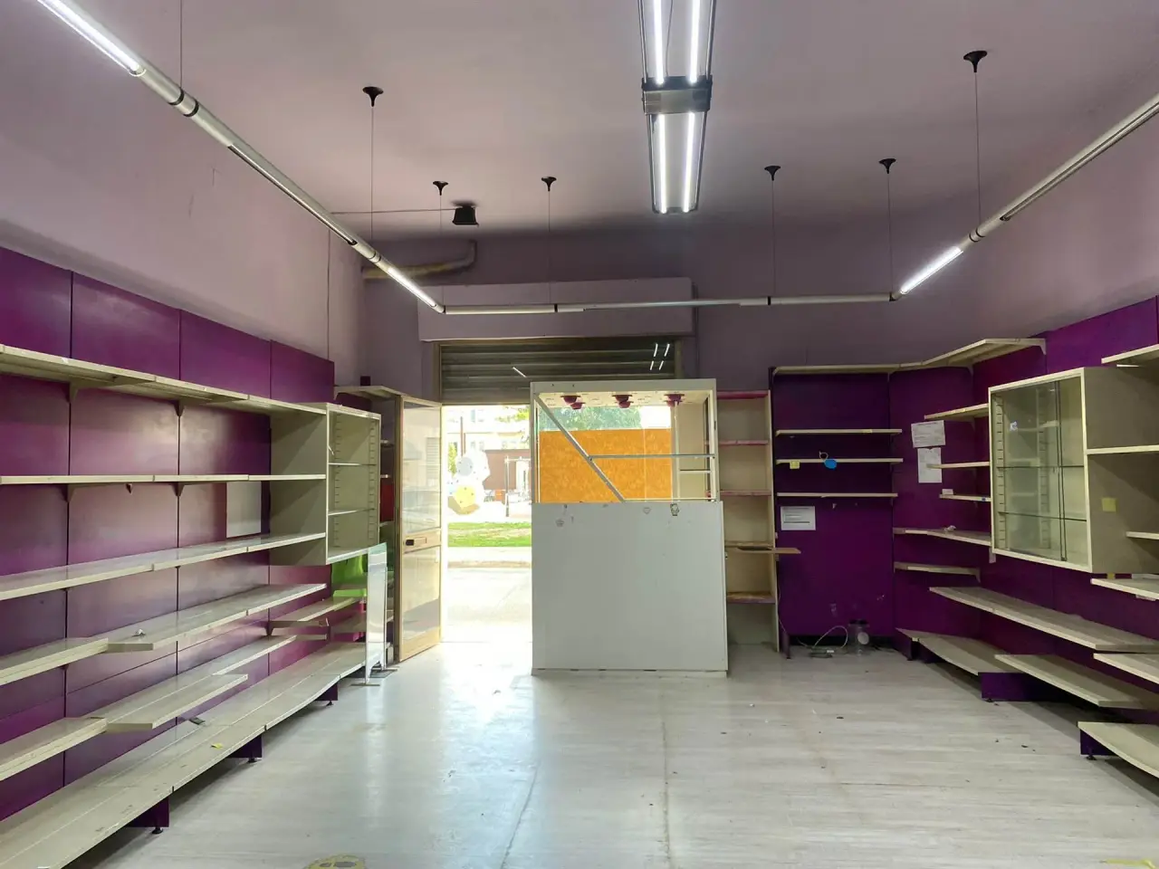 Negozio in Via II Giugno, 33/a, Certaldo, Firenze, Certaldo, {3} - Foto 1