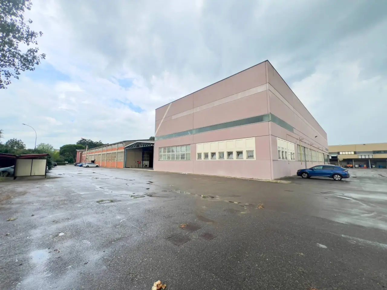 Capannone in Via Strada per Cassinetta 6, Abbiategrasso, {3} - Foto 1