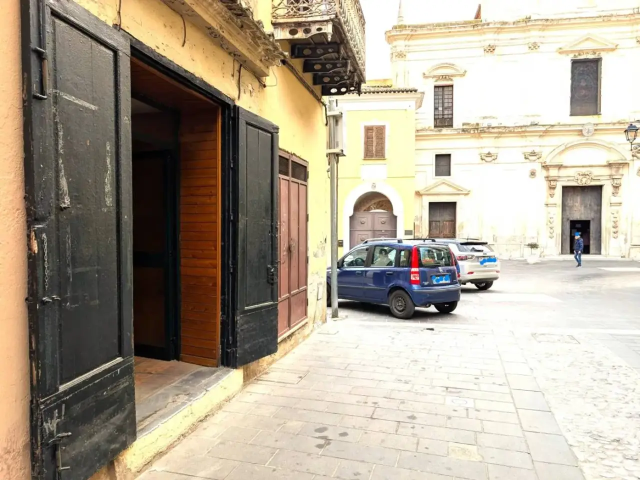 Negozio in Via Monsignor Occhiuto 6, Cassano Allo Ionio, {3} - Foto 1