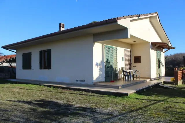 Small villa, Santa Maria a Monte - Photo 1