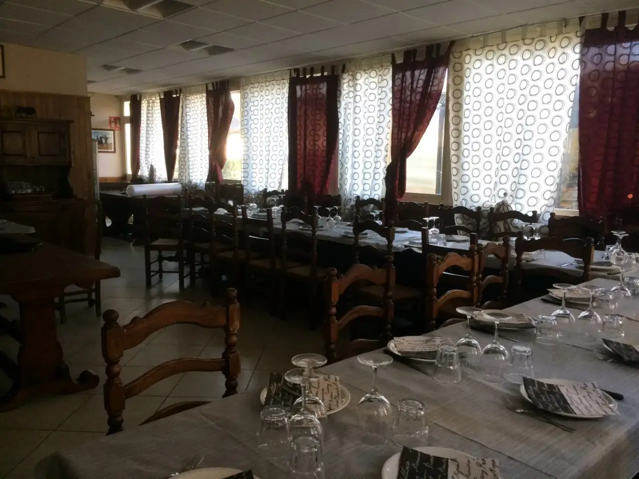 Esercizio commerciale in Viale del Tirreno 12, Pisa, {3} - Foto 2