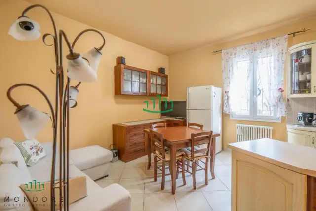 4-room flat in Via Porrettana, Sasso Marconi - Photo 1