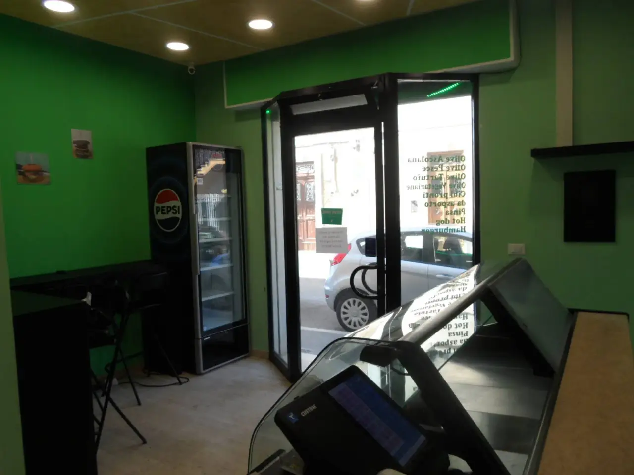 Negozio in Via Calatafimi, San Benedetto Del Tronto, {3} - Foto 2
