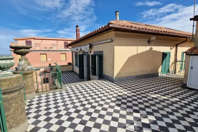 3-room flat in Piazza della Repubblica, Rocca di Papa - Photo 1