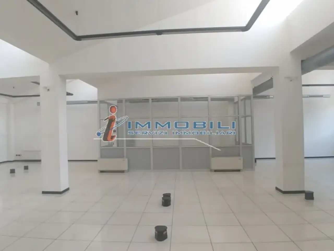 Ufficio in Via Grosio, Milano, {3} - Foto 1