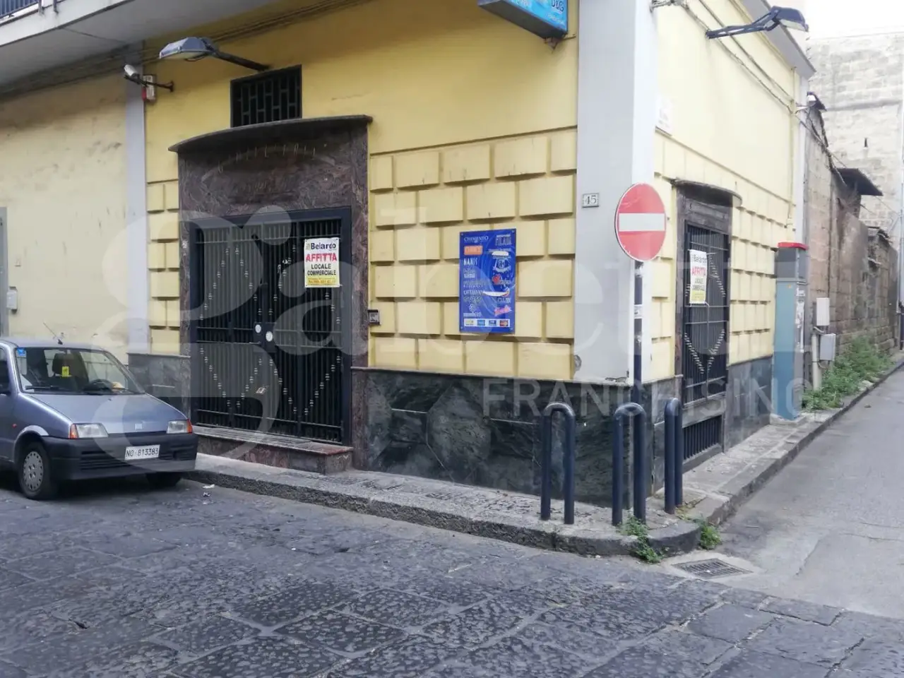 Negozio in Via del Vecchio , Orta Di Atella, {3} - Foto 1