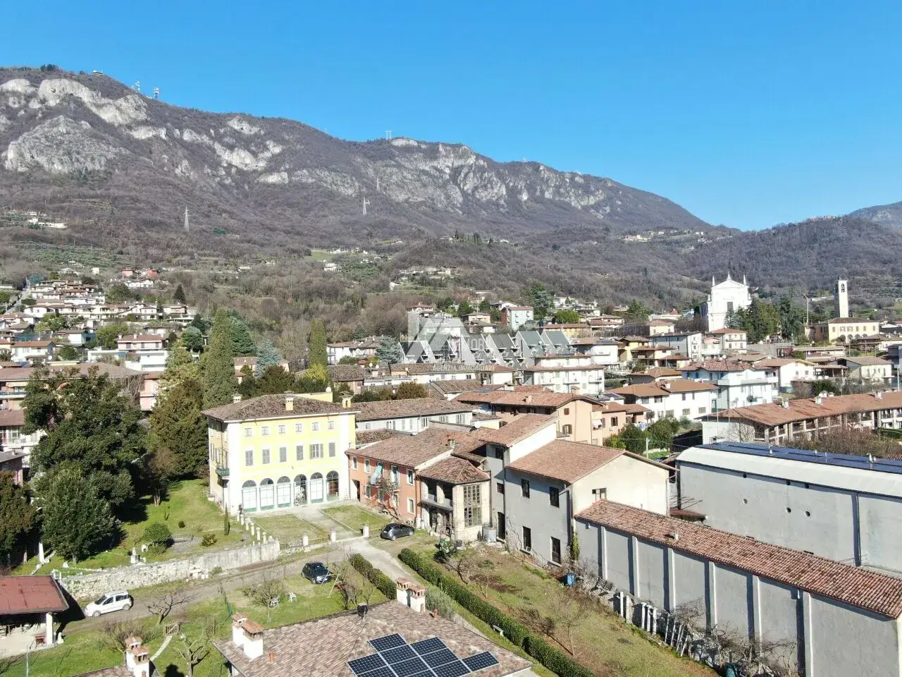 Palazzina commerciale in Via Carini 25, Botticino, {3} - Foto 2