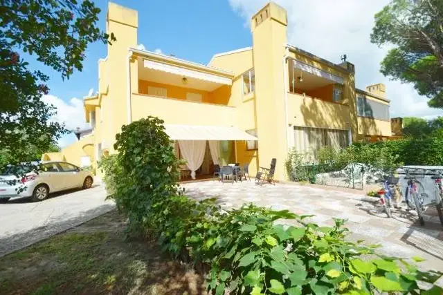 Terraced house in Viale del Bosco, Comacchio - Photo 1