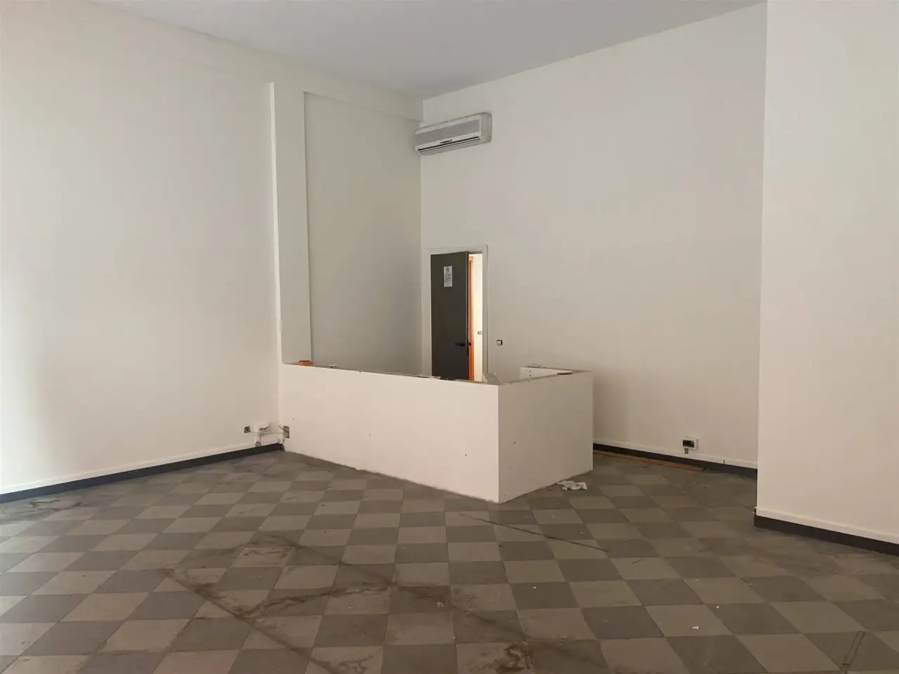 Negozio in , Biella, {3} - Foto 2