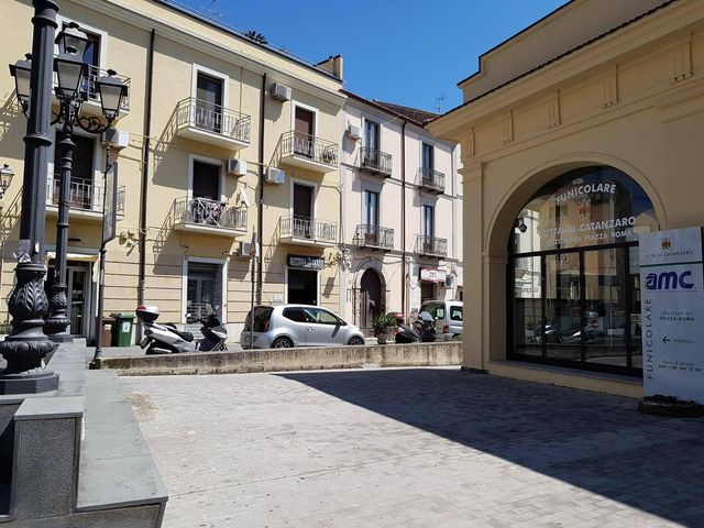 Negozio in Piazza Roma, Catanzaro - Foto 1