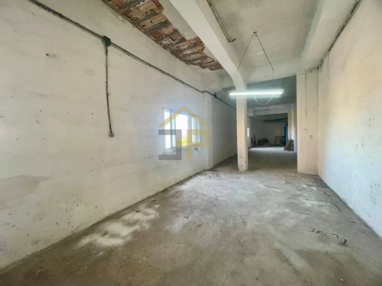 Magazzino in Via Maestri del Lavoro 58, Palermo, {3} - Foto 2
