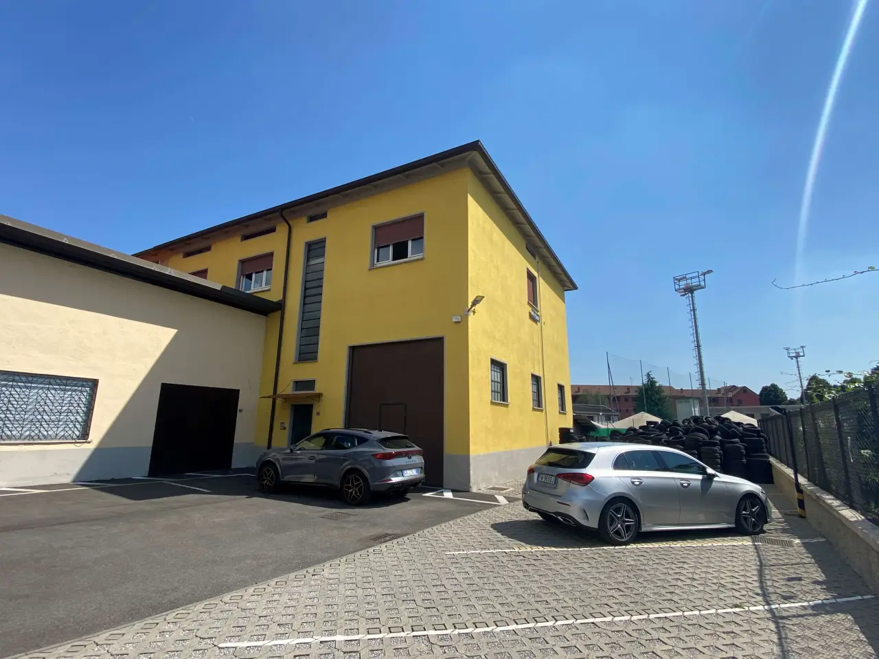 Ufficio in Via Parini, Oggiono, {3} - Foto 1