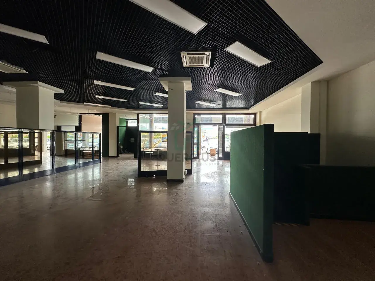 Negozio in Corso Vittorio Emanuele Secondo, Villafranca Di Verona, {3} - Foto 1