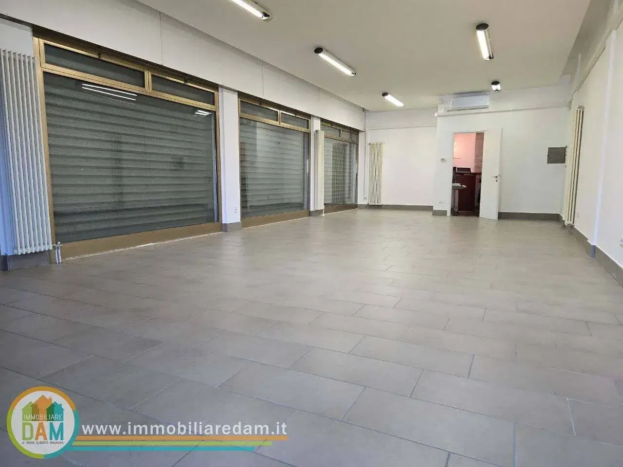 Locale commerciale in Via Aeroporti 77 Caldogno, Caldogno, {3} - Foto 2