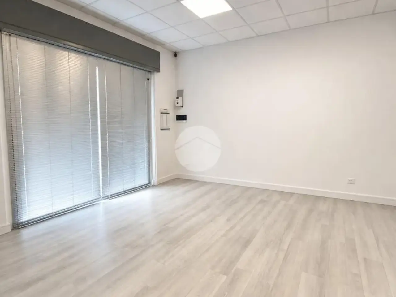Negozio in Via Monte Cenisio, Bergamo, {3} - Foto 1