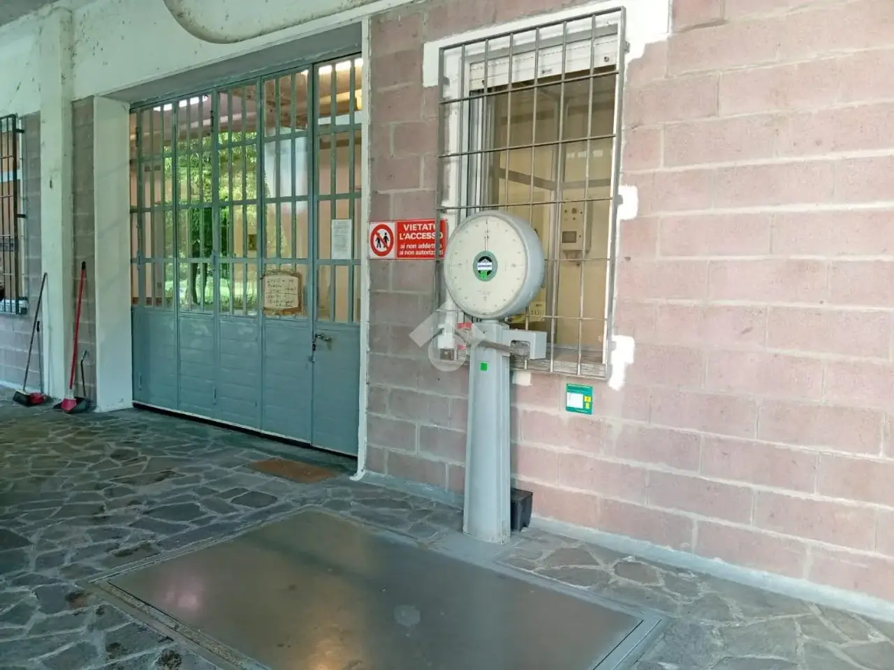 Capannone in Via Resga 8, Montechiarugolo, {3} - Foto 2