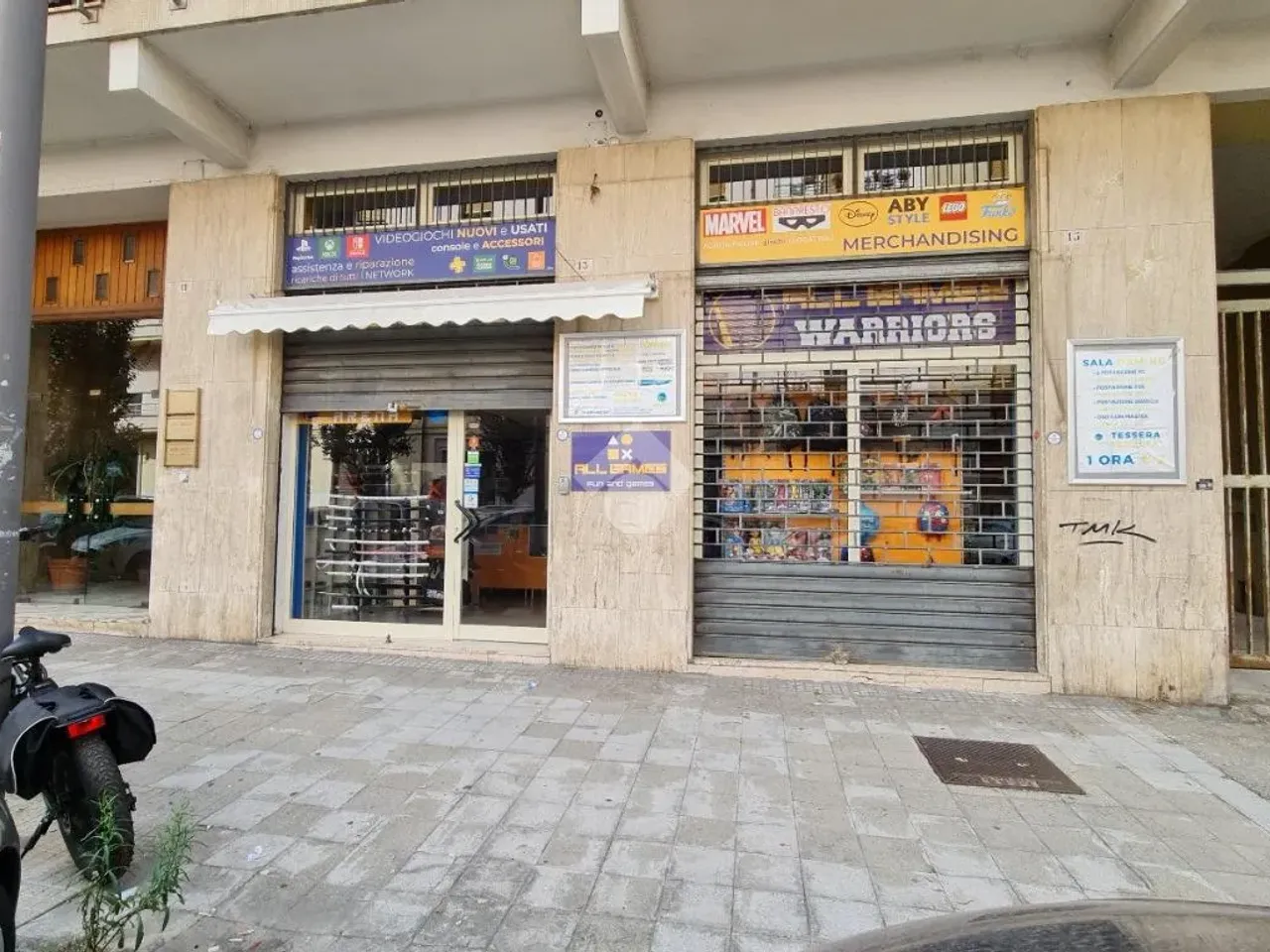 Negozio in Via Domenico Frugiuele 15, Cosenza, {3} - Foto 1
