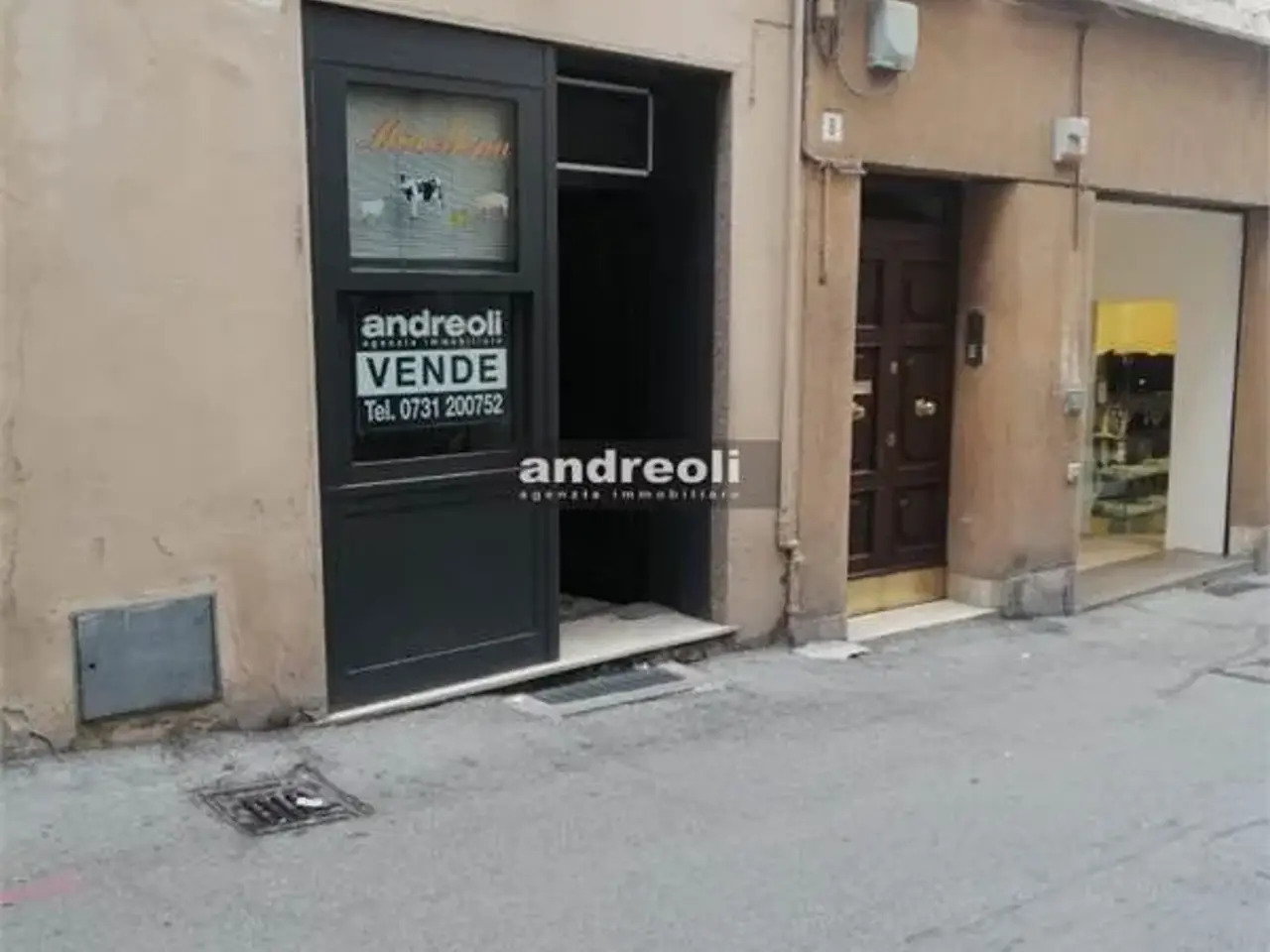Negozio in , Jesi, {3} - Foto 1