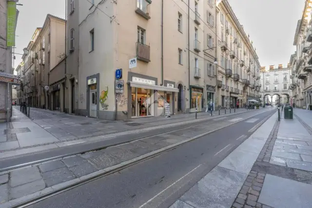 Bilocale in Via Giuseppe Barbaroux 26, Torino - Foto 1