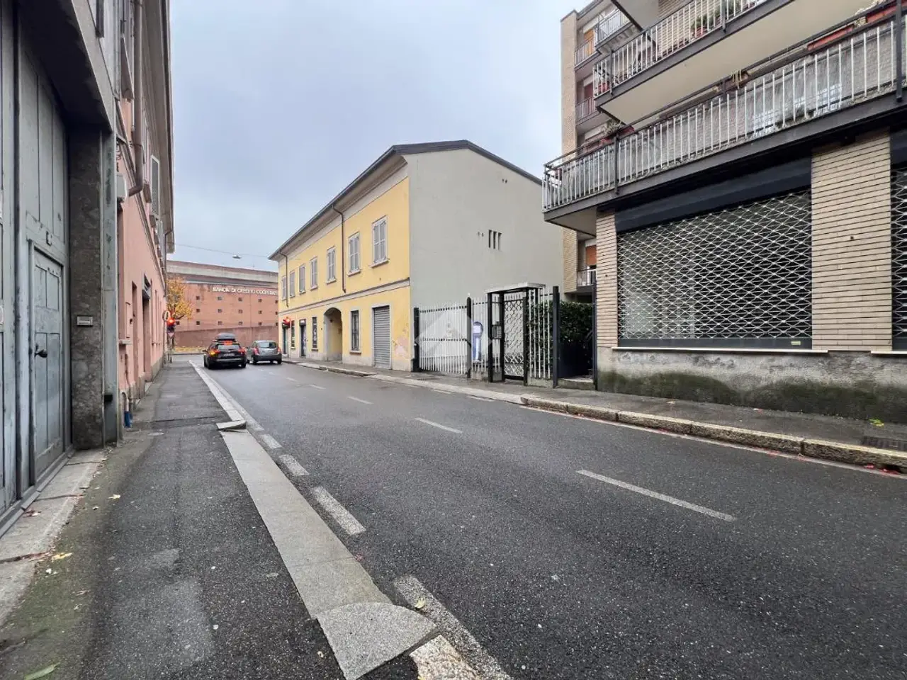 Negozio in Via Umberto I 86, Seregno, {3} - Foto 2
