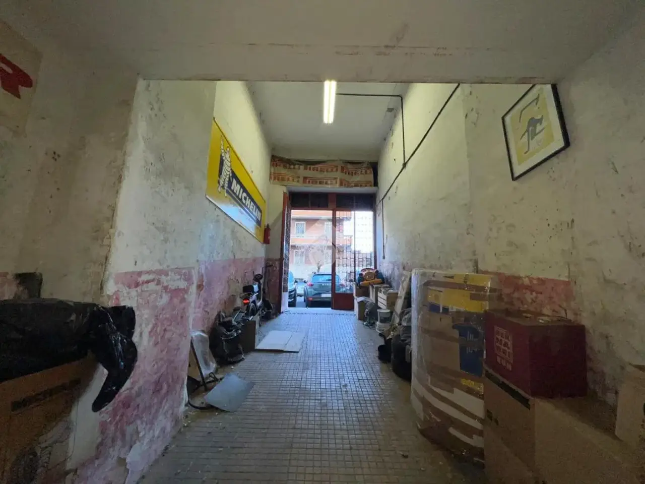 Magazzino in Via Vercelli 00, Roma, {3} - Foto 1