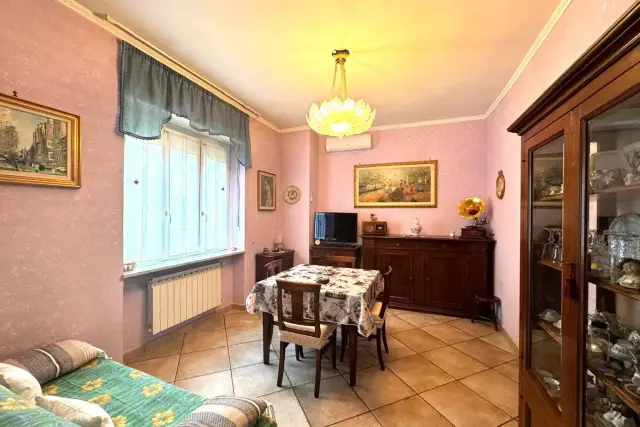 Zweizimmerwohnung in Via XXV Aprile  22, Grugliasco - Foto 1