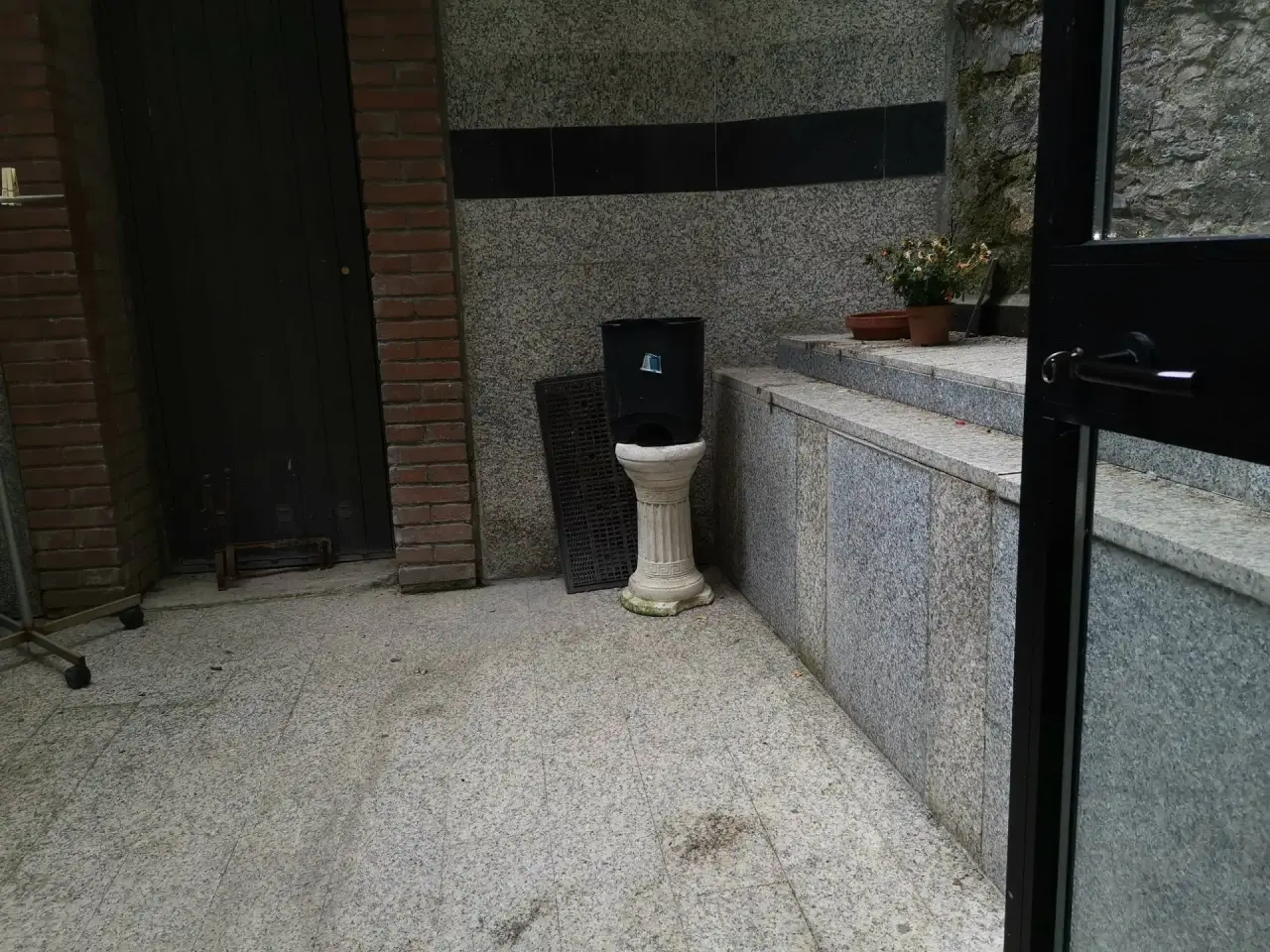Esercizio commerciale in Via Piavola 55, Buti, {3} - Foto 1