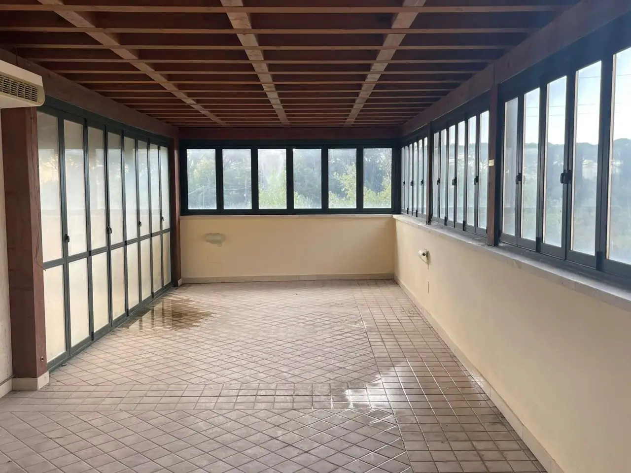 Ufficio in Strada Tuderte 75, Perugia, {3} - Foto 1