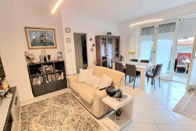 2-room flat in Colle Scorrano 138, Pescara - Photo 1