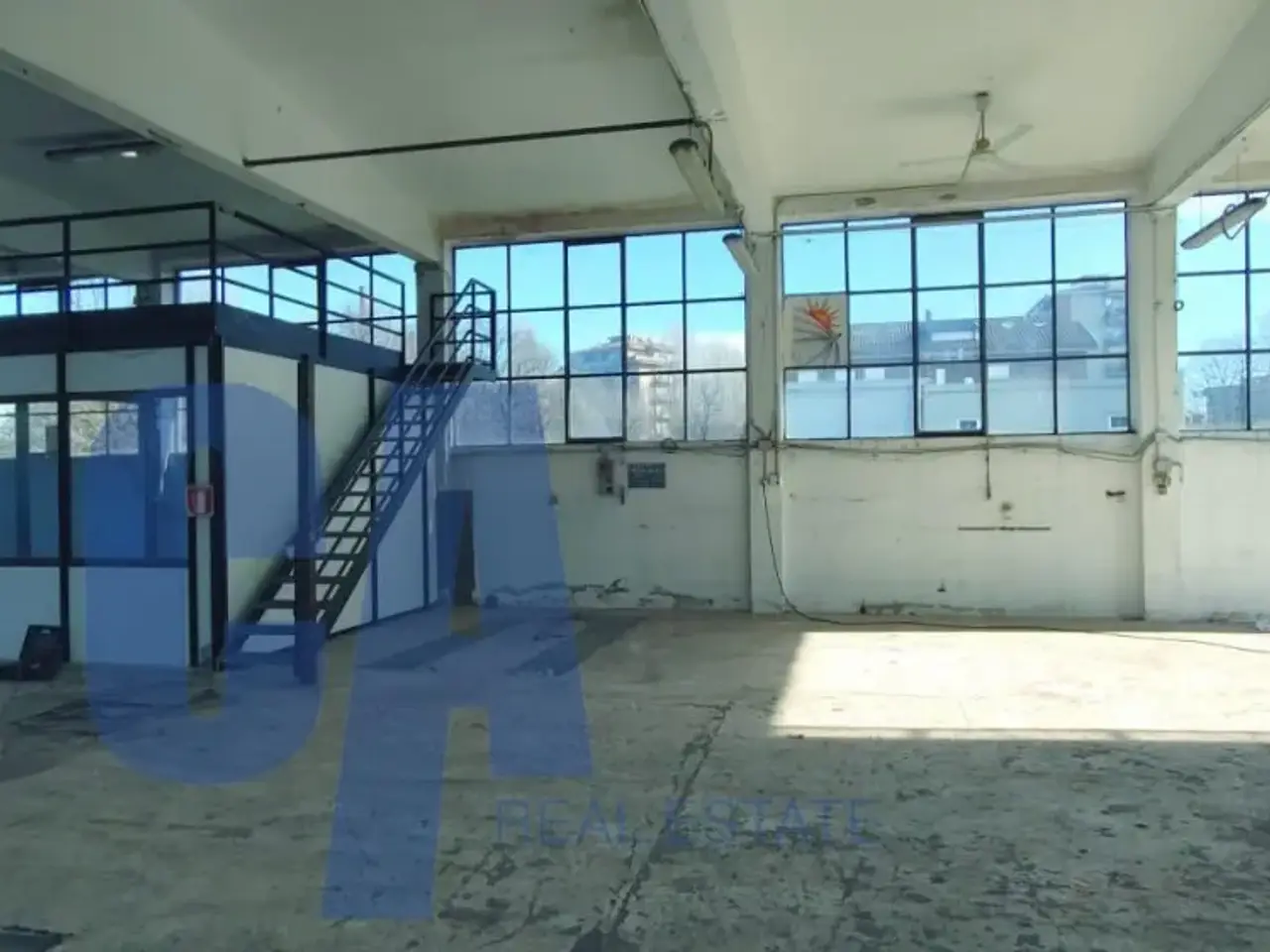 Magazzino in Via di Vittorio G., Sesto San Giovanni, {3} - Foto 1