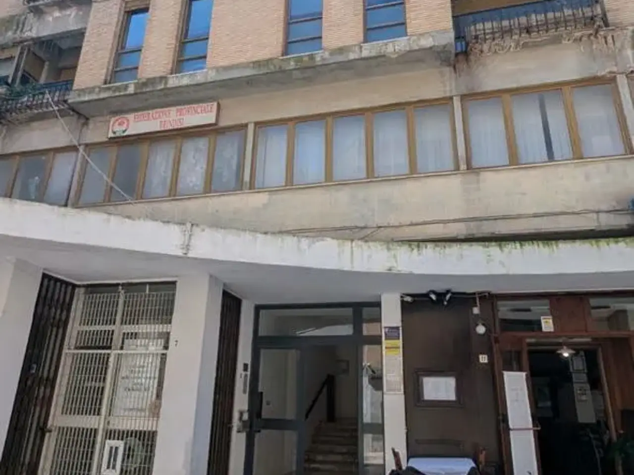 Ufficio in Via De Terribile  9, Brindisi, {3} - Foto 1