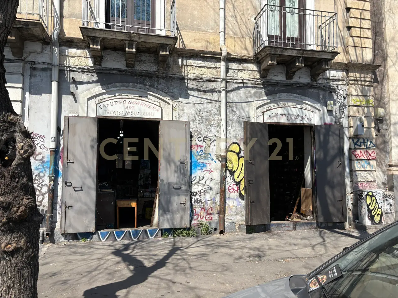 Negozio in Via 6 Aprile 59, Catania, {3} - Foto 1