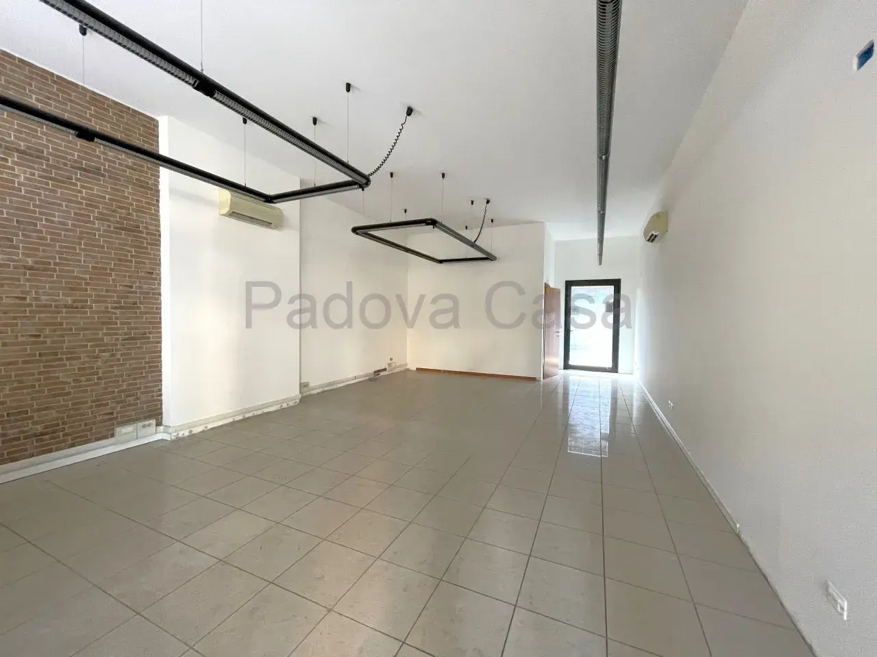 Negozio in , Vigodarzere, {3} - Foto 1