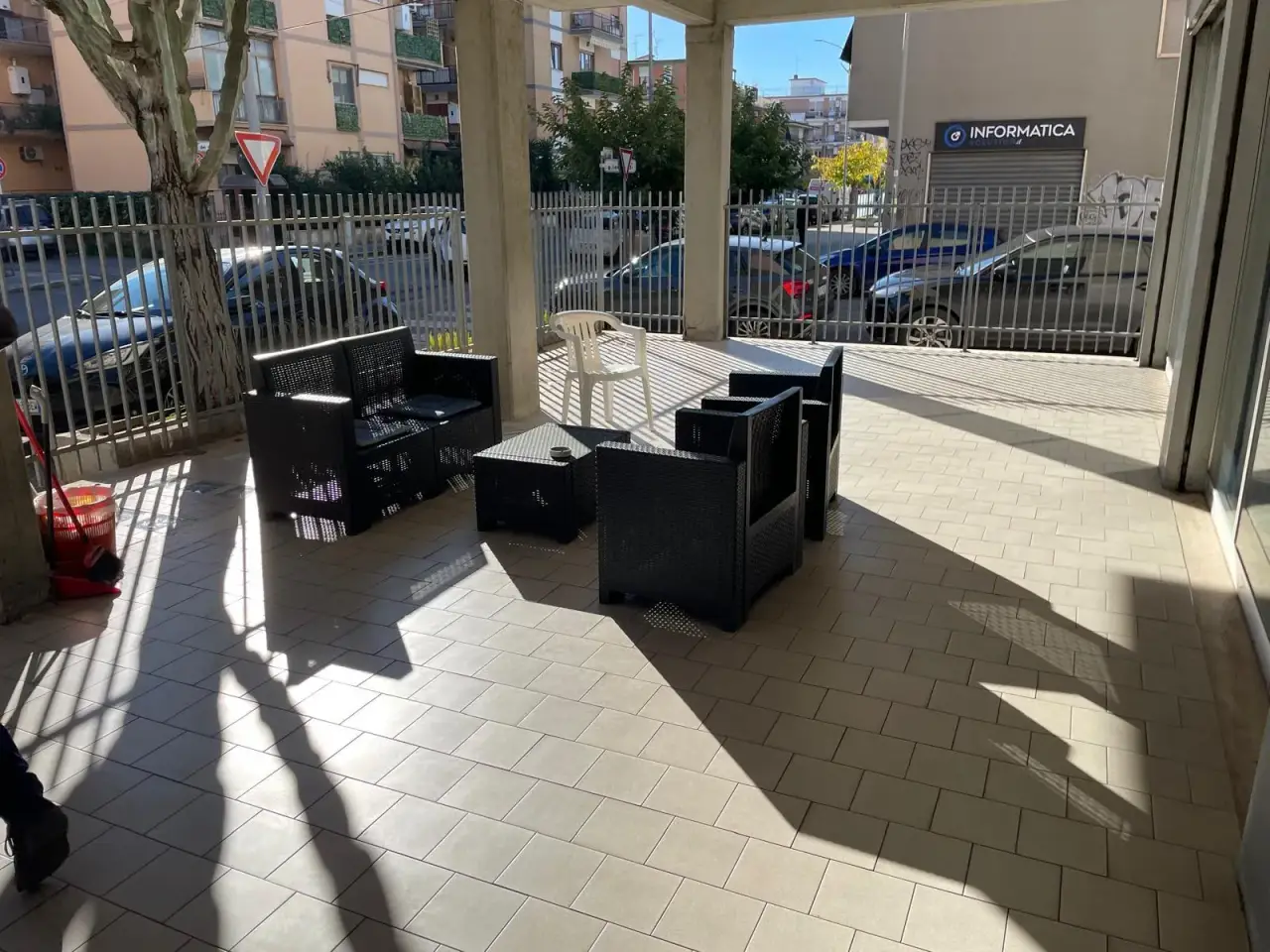 Negozio in Viale dei Volsci, Latina, {3} - Foto 2